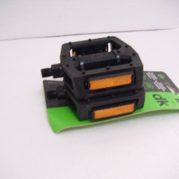 Blender Platform Bicycle Pedals - Picture 1 of 4